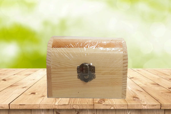 Caja en forma de cofre de madera - Alistore Chile